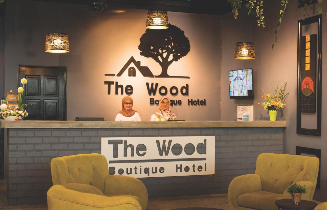 The Wood Boutique Hotel Muar Esterno foto