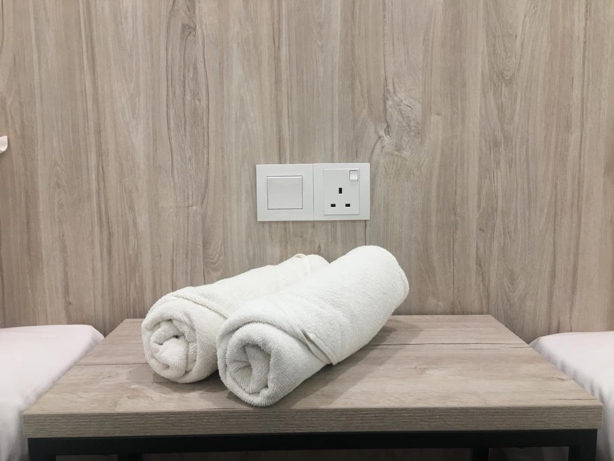 The Wood Boutique Hotel Muar Esterno foto